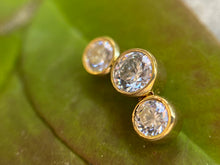 Load image into Gallery viewer, 3 gem arced cluster - Threadless