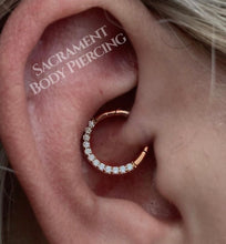 Load image into Gallery viewer, CZ clicker- gold