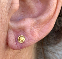 Load image into Gallery viewer, Virtue end featuring genuine honey topaz