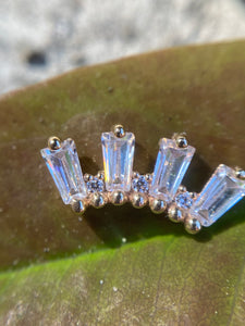 Tapered baguette crown jewel end - treadless